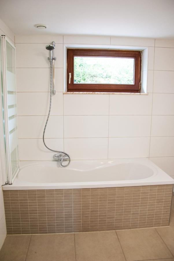 Gite De La Magire Villa Longchamps Exteriör bild