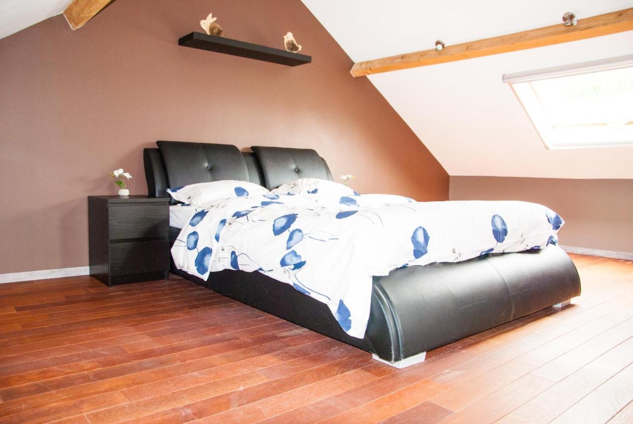 Gite De La Magire Villa Longchamps Exteriör bild